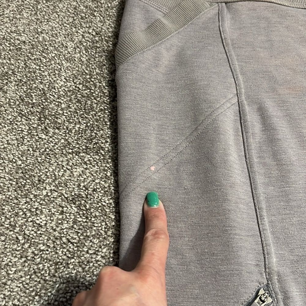 Athleta BAY BEACH CAPRI size Med - Picture 3 of 10